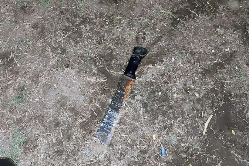 El machete quedó secuestrado preventivamente.
