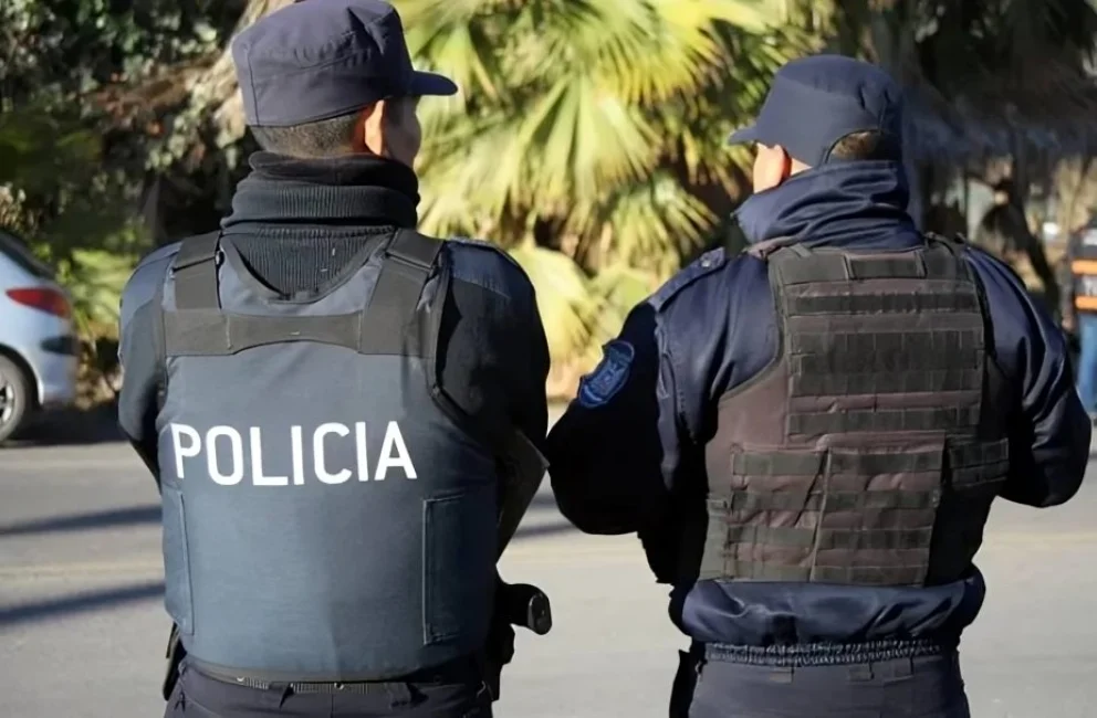 Echaron a un subcomisario de Mendoza por falso allanamiento y amenazas.
