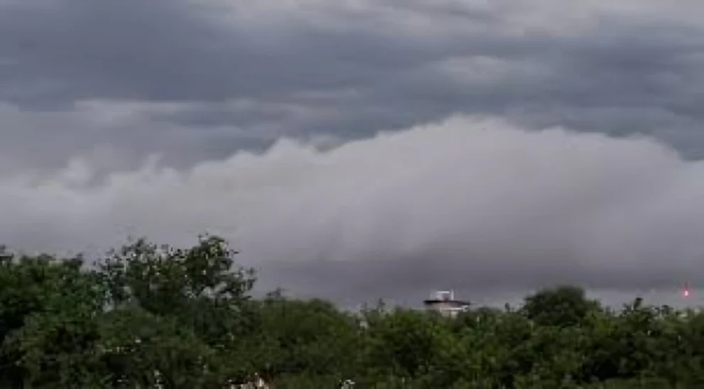 El informe anticipa que las tormentas provocarán abundante caída de agua en cortos períodos, con intensas ráfagas de viento que podrían alcanzar hasta 70 km/h
