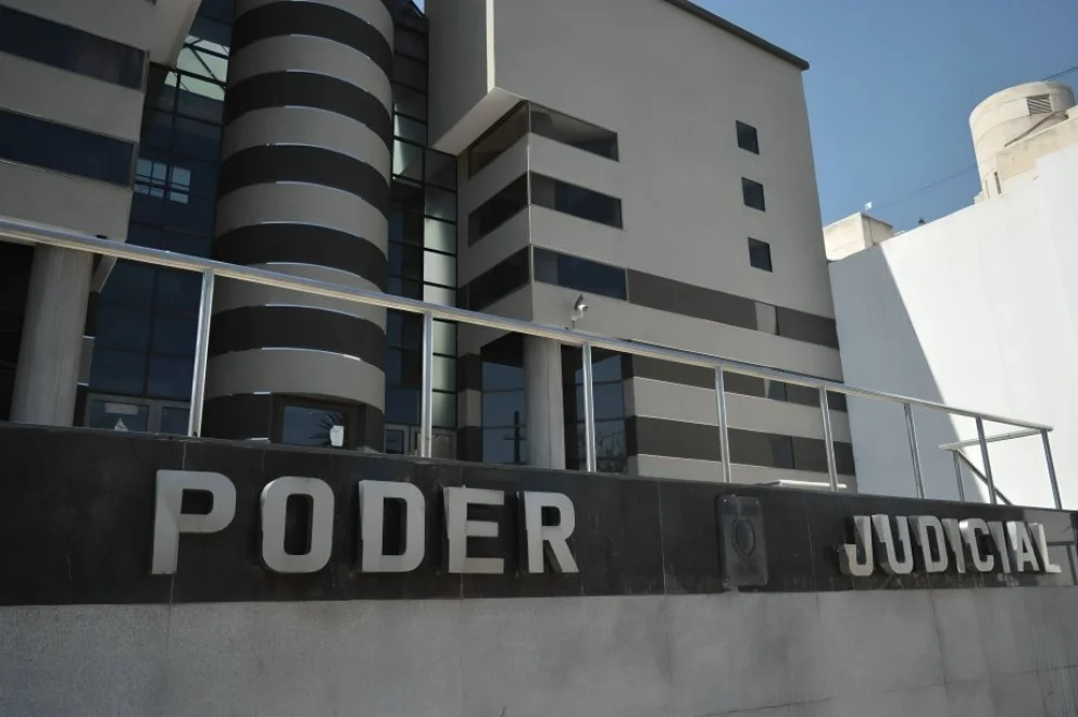  Lo imputan por estafa, hurto y resistencia a la autoridad.