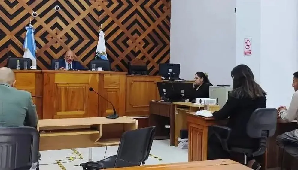 Piden 10 meses de prisión para un acusado de robo y encubrimiento