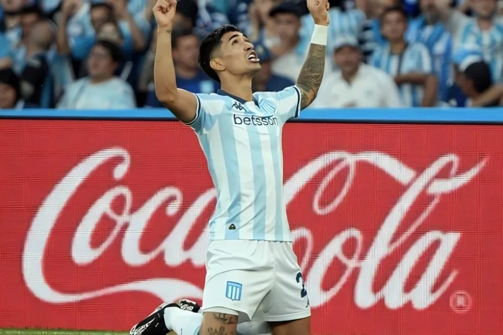Con un gol de Santiago Solari, Racing eliminó a River en los octavos del Clausura