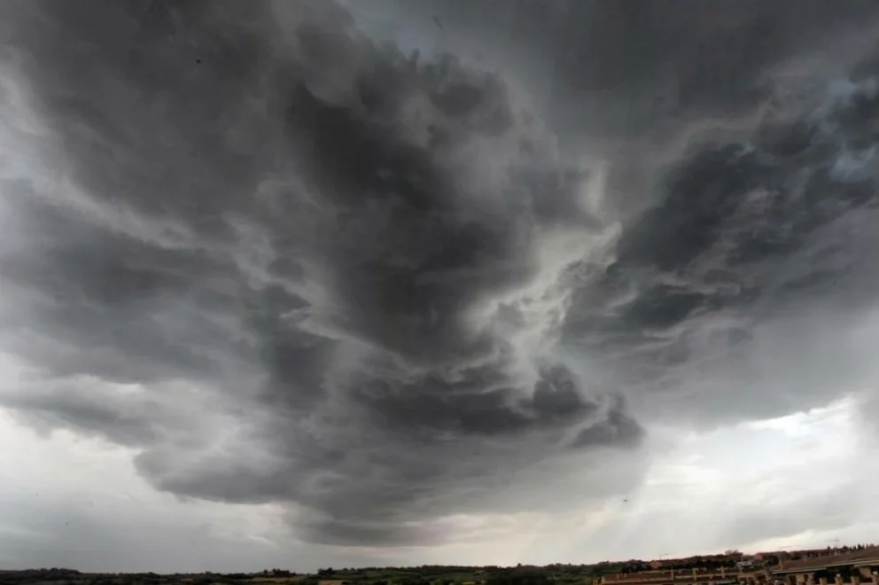 La REM emitió una alerta por tormentas para San Luis.
