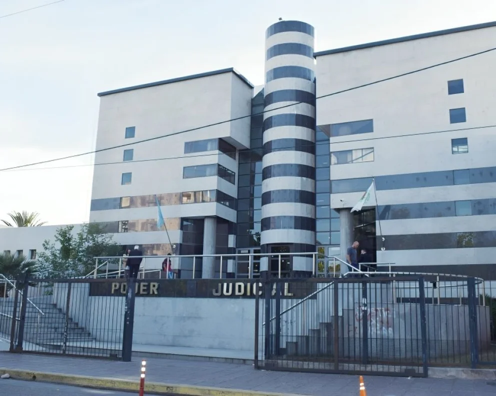 Enviaron a la cárcel al delincuente que atacó a un empleado de Edesal y le provocó un hundimiento de cráneo
