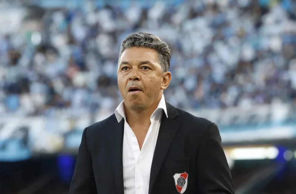 El DT de River Plate, Marcelo Gallardo durante el partido ante Racing Club, por los octavos de final de los playoffs del Torneo Clausura 2025.
