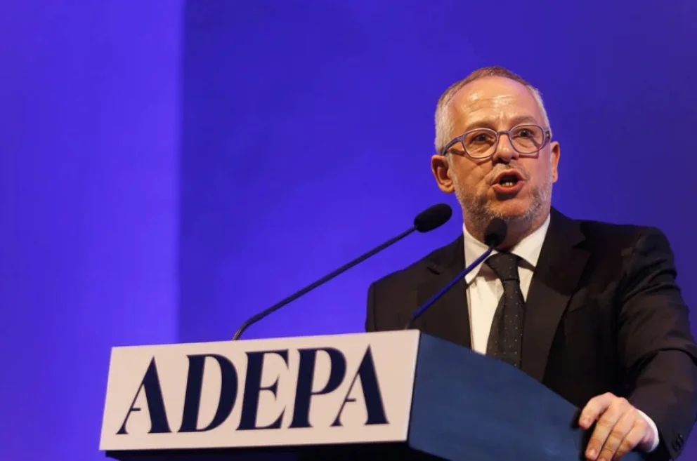 Adepa destacó el rol del periodismo en la democracia