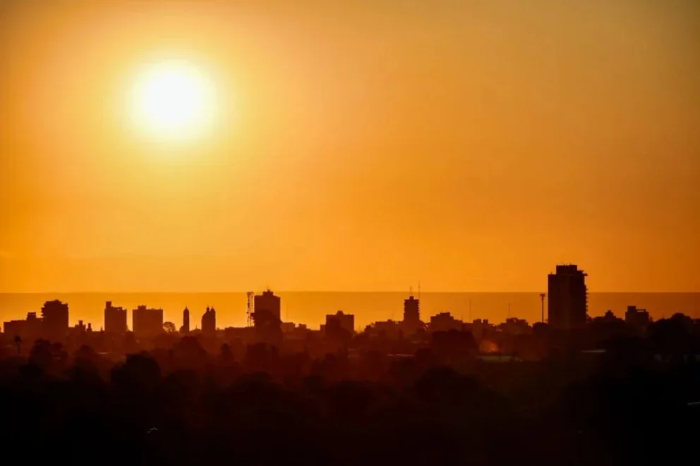 San Luis se prepara para un verano más caluroso de lo habitual, con temperaturas que podrían superar de manera sostenida los promedios históricos de diciembre, enero y febrero.

