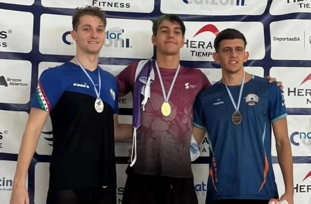 Agustín Schlottke, Oro puntano en el Campeonato República de Natación