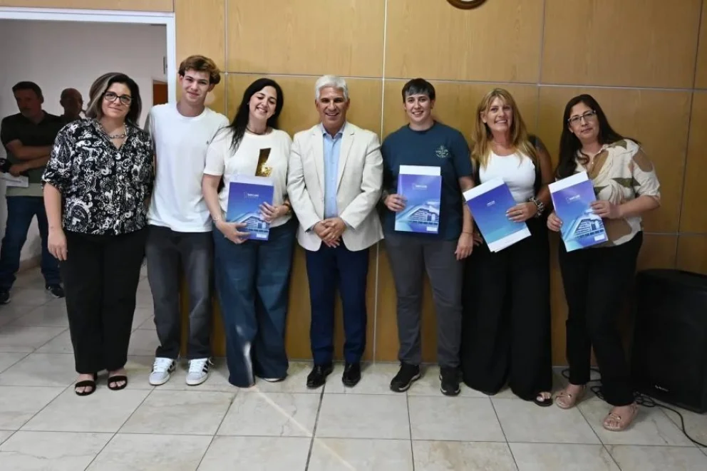 El Gobierno entregó financiamiento a pymes
