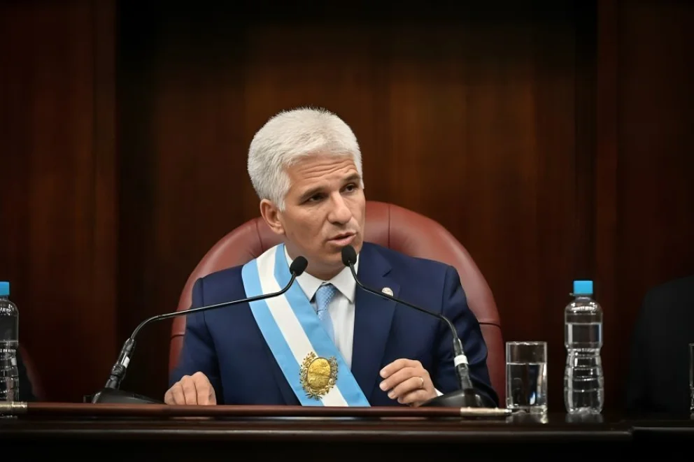 El Gobierno usará el fondo de reserva salarial y otorga un aumento del 10% a los empleados públicos