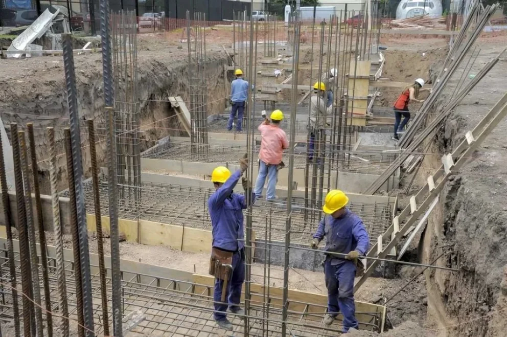 Ley de Modernización Laboral: Milei promulgó la reforma del mercado de trabajo.
