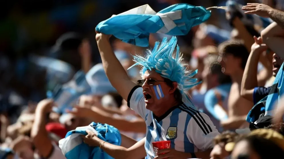 El sueño mundialista tiene precio: cuánto cuesta viajar desde Argentina para ver a la Selección
