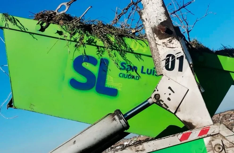 Así funcionarán los servicios de contenedores, el centro de residuos móvil y la fumigación esta semana
