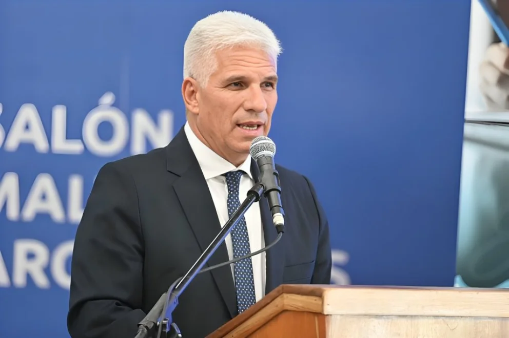 “La visión que tenemos es que el centro de la educación en el aula siga siendo el docente”
