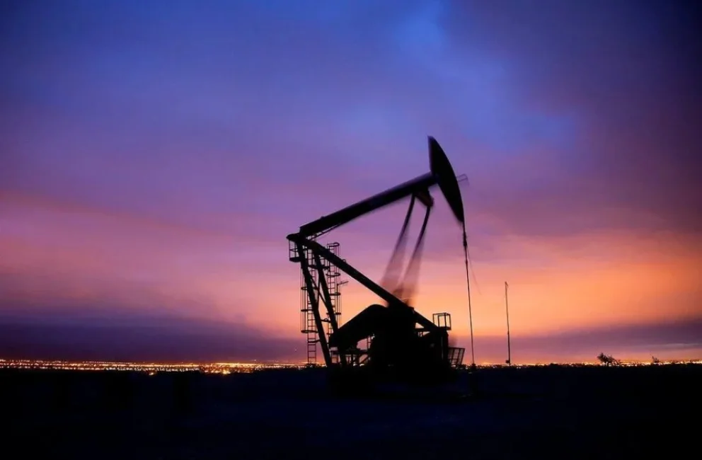 El petróleo supera los US$110 a horas que venza el ultimátum de Trump
