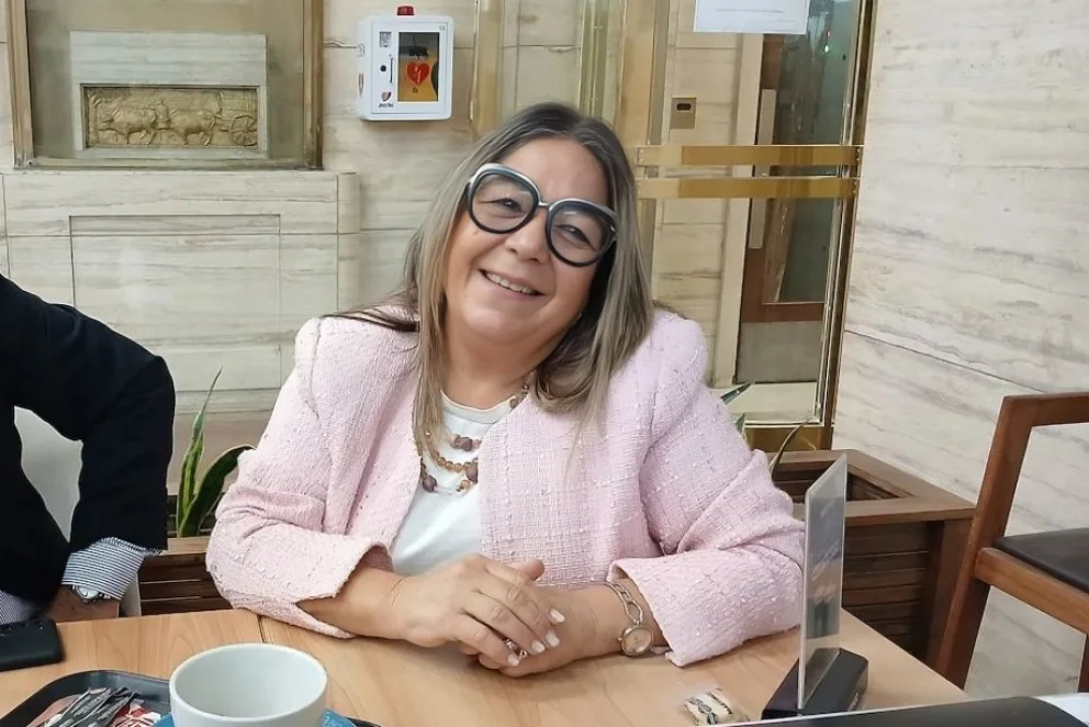 Sorpresa en Comodoro Py: la escribana de Adorni volvió a los tribunales para reunirse con el fiscal de la causa
