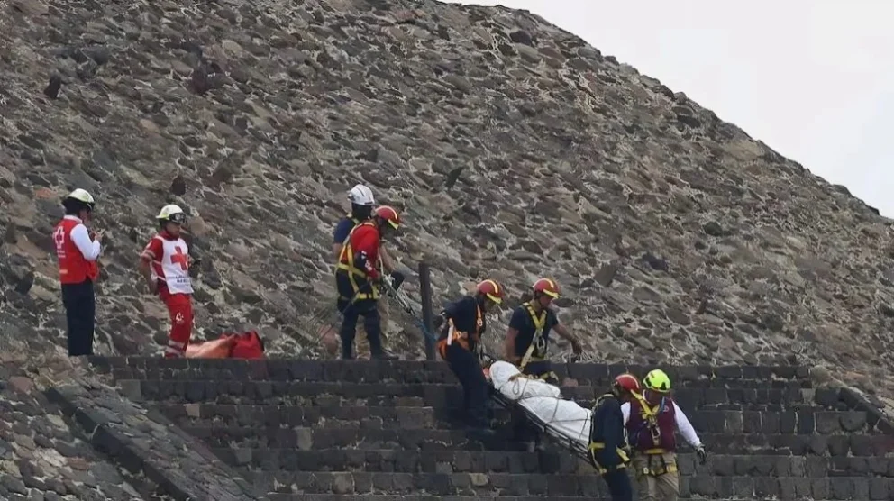 Un hombre mató a una mujer y luego se suicidó en las pirámides de Ciudad de México.
