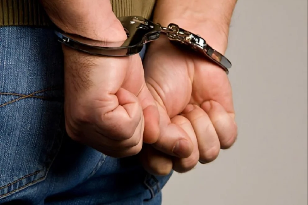 Seguirá detenido un hombre acusado de agredir y amenazar reiteradamente a su ex pareja
