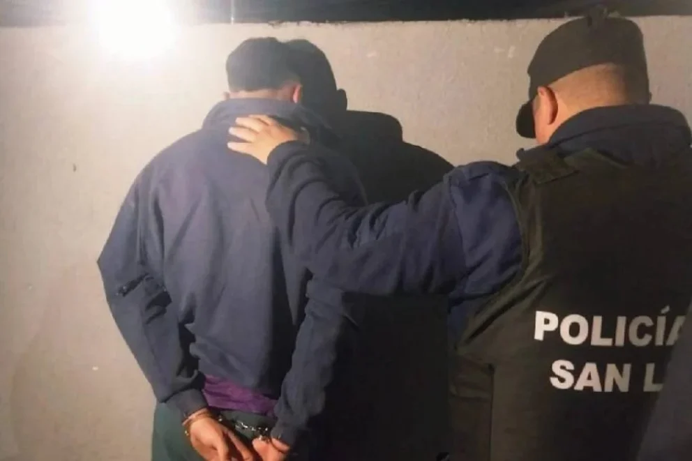 San Luis: tras una persecución, la Policía demoró a un joven que intentó evadir un control
