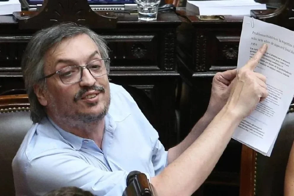 Máximo Kirchner se somete a operación: el mensaje sobre Cristina
