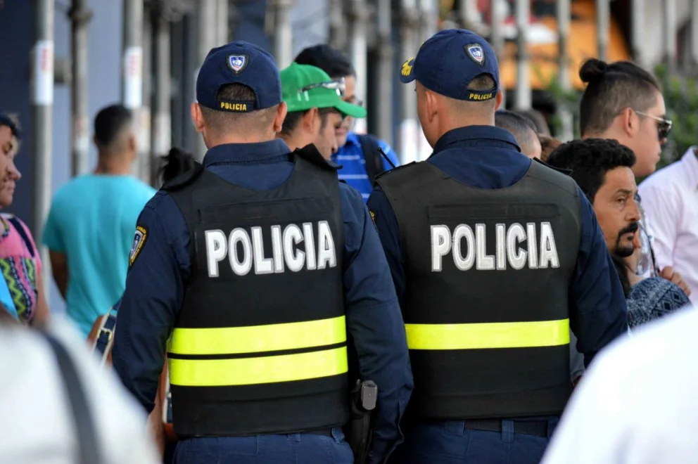Horror en Santa Fe: encontraron muertos a un hombre y a sus hijos de 4 y 10 años
