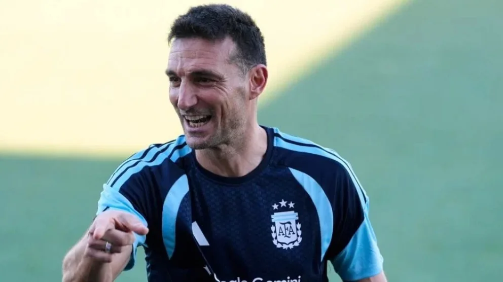 La formación que eligió Scaloni para el debut de la Selección argentina en el Mundial
