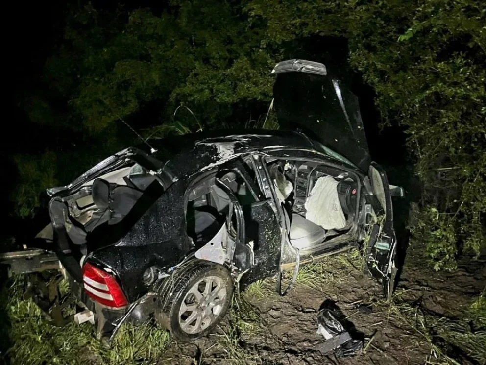 Conducía alcoholizado, perdió el control del auto y murieron tres amigos: lo imputaron
