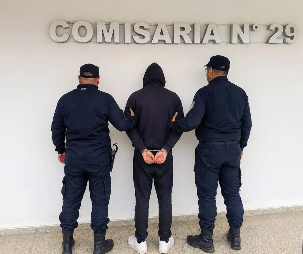 Villa Mercedes: detuvieron a un joven por dos intentos de robo, resistencia a la autoridad y daños a un móvil policial