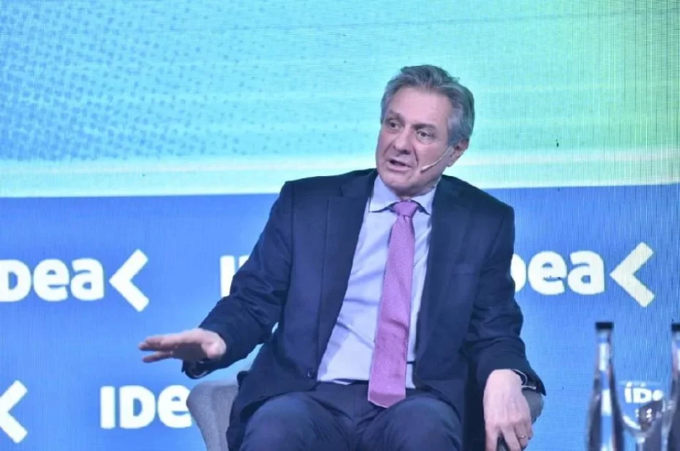 El Gobierno anticipó que comprará otros US$10.000 millones antes de 2027
