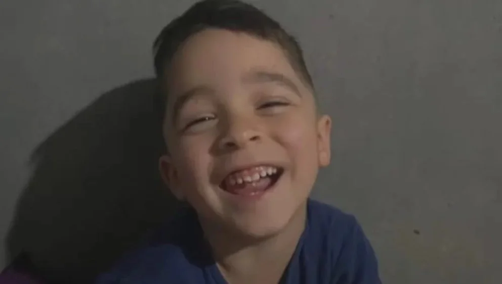Encontraron muerto a un nene de 6 años y detuvieron a su mamá
