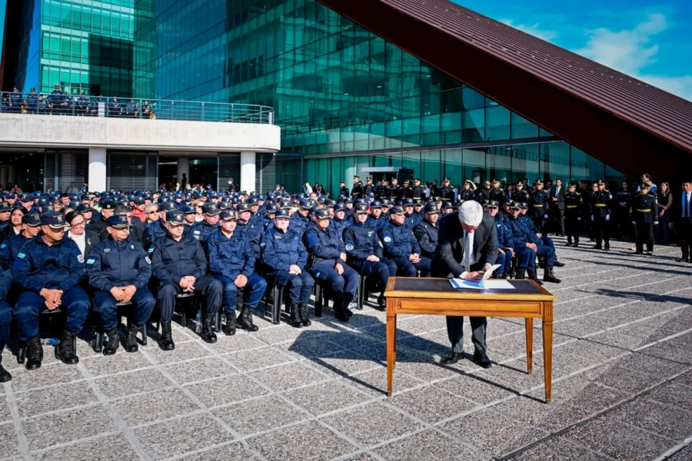 La Provincia llamó a licitación para incorporar vehículos destinados a la Policía de San Luis
