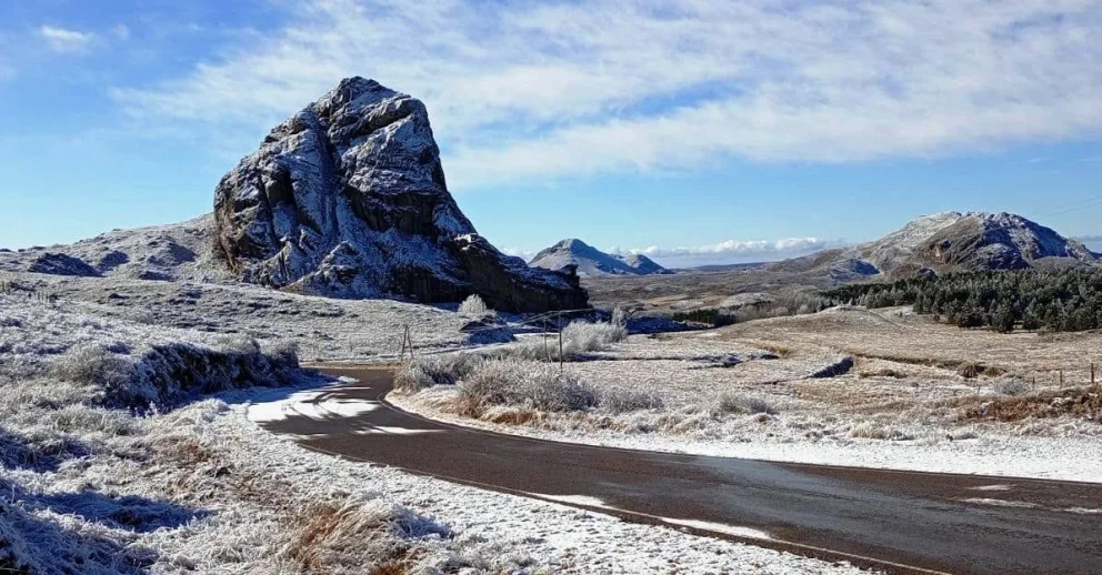 Hay alerta amarilla por frío extremo y nevadas para este lunes: las provincias afectadas
