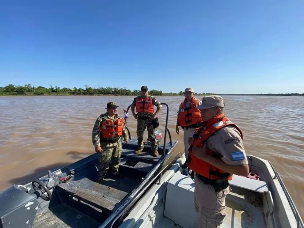 Buscan a dos primos de 16 años que desaparecieron tras meterse a nadar en un río
