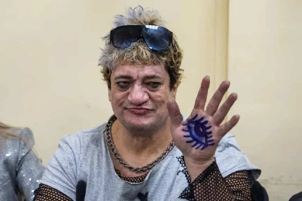 Tras el choque en una estación de servicio, Pity Álvarez fue internado
