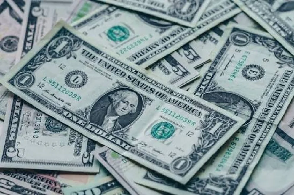 Cotización del dólar, dólar blue y mayorista
