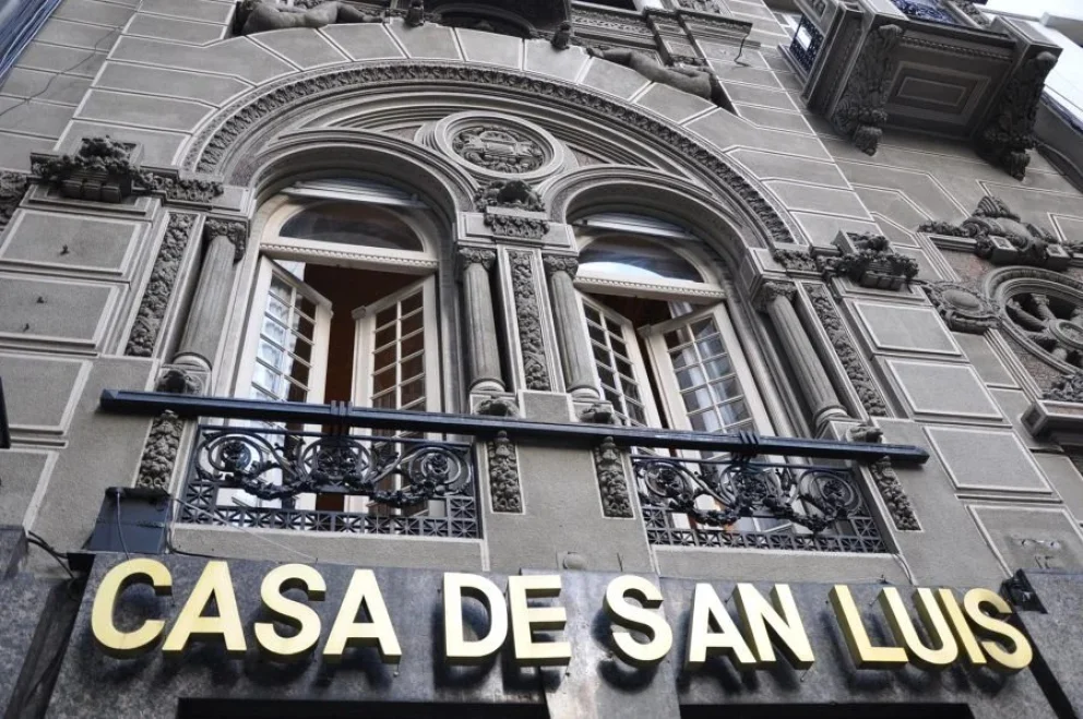 Poggi llamó nuevamente a licitación para vender la Casa de San Luis en Buenos Aires y destinar los fondos al Hospital de Villa Mercedes
