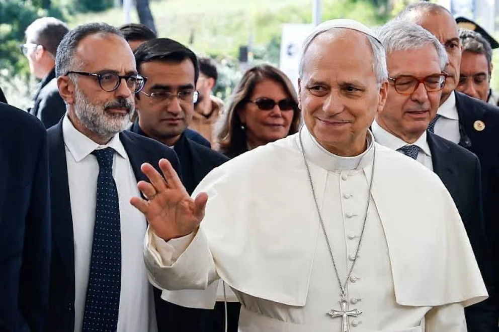 El papa León XIV pasó una noche “tranquila” tras ser operado de un cáncer de pulmón
