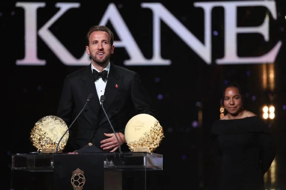 El inglés Harry Kane se quedó con el Balón de Oro 2026
